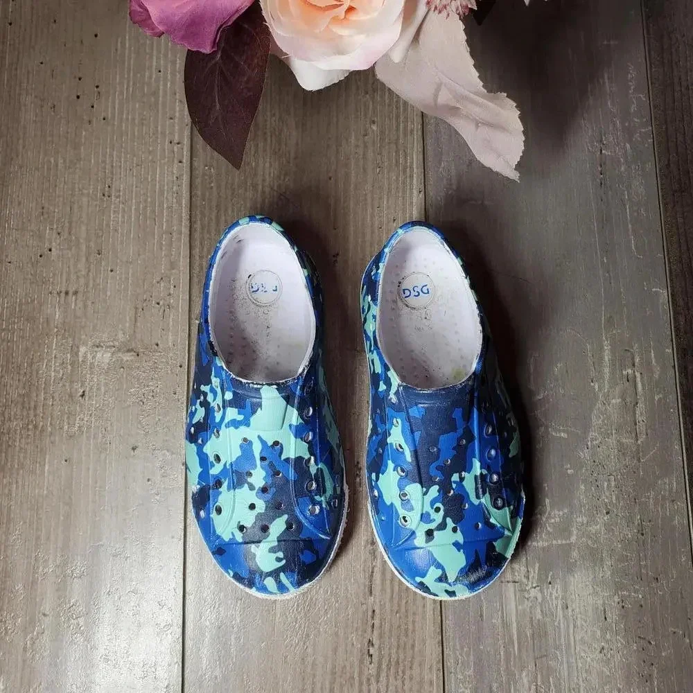 Dick's Sporting Goods DSG Kids Slip On Shoes Blue White Camo Size 8 Toddler Boy